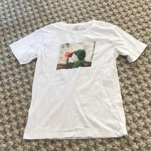 Kermit drinking Lipton tea shirt